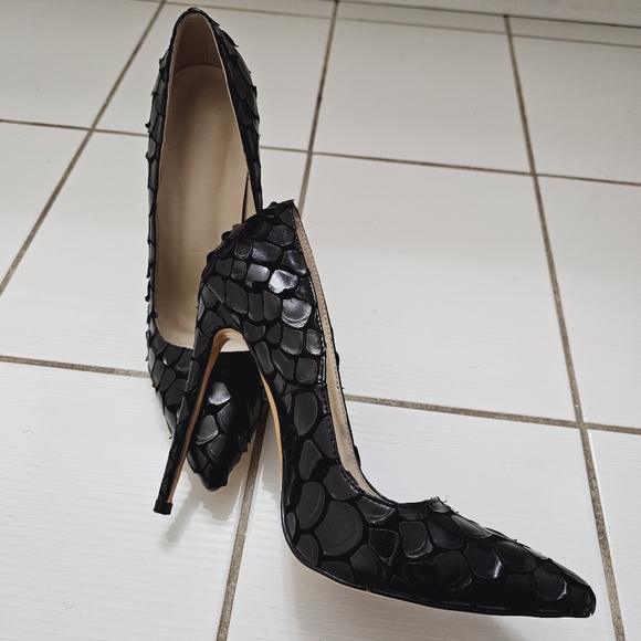 Sexy Stiletto Leather Black Sz 8 US - Picture 3 of 8